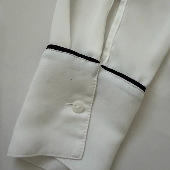 Dressbarn White Blouse with Black Trim | Button Front | Size Small - Picture 5 of 8